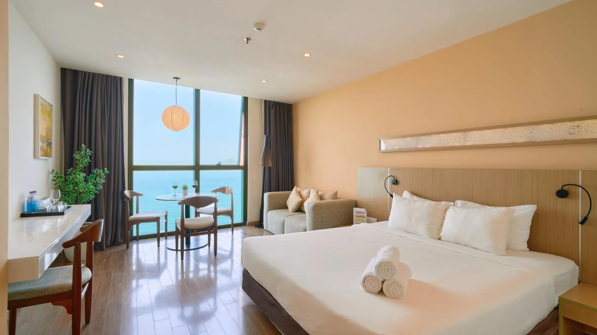Appart hôtel S Lux Apartment Starcity With Sea View Nha Trang